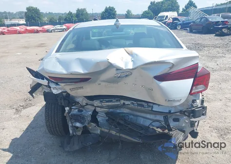 2019 Hyundai Elantra Limited z USA, uszkodzony, nr VIN 5NPD84LF7KH473322